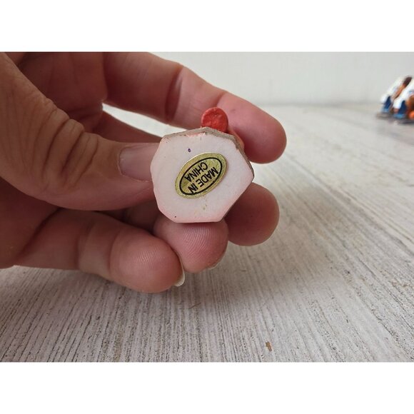 Lemax girl dress pumpkin basket Halloween people village accessory - Picture 7 of 7